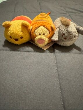 Tsum Tsum Pooh Tigger Eeyore plush toys